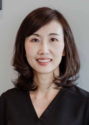 Dr. Hong Wang, dentist at Ventana Family Dental in Katy, TX.